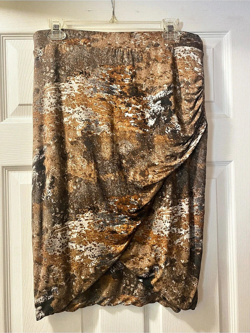 Cynthia Rowley Abstract Midi Skirt in Browns, GrayCream & Rust, Size Medium